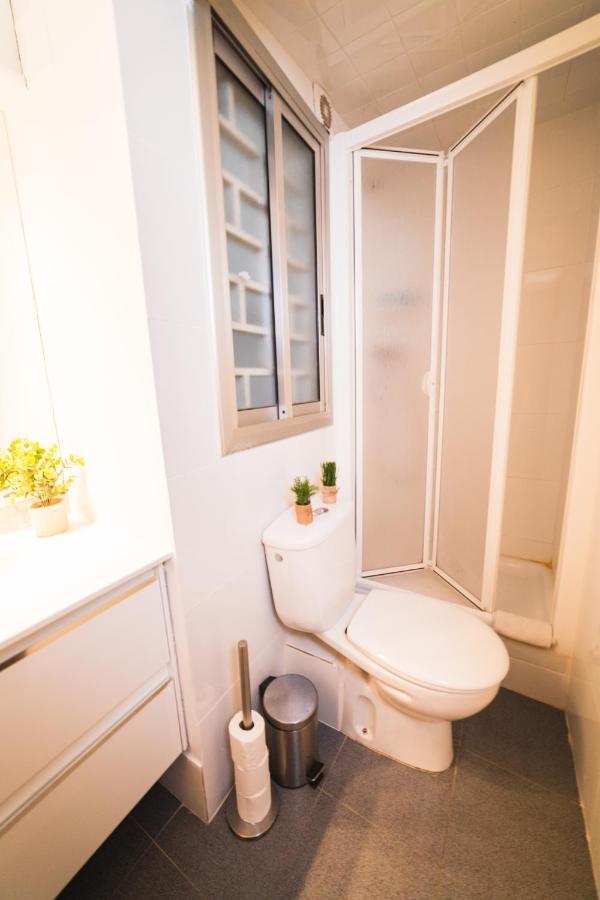 Rustic Poble Sec Apartment Барселона Екстер'єр фото